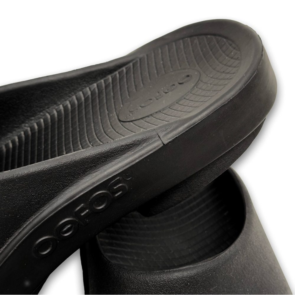 Oofos Men’s Black Sandals size 11. EU 44 - Picture 3 of 4